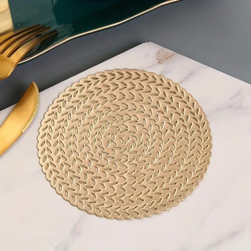 Solid Colour PVC Hollow Placemat for Kitchen Decor