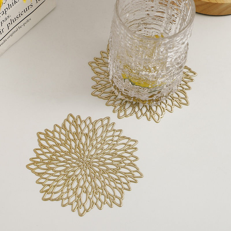 Solid Colour PVC Hollow Placemat for Kitchen Decor