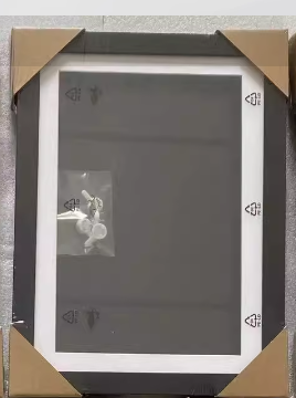 Magnetic Picture Frame