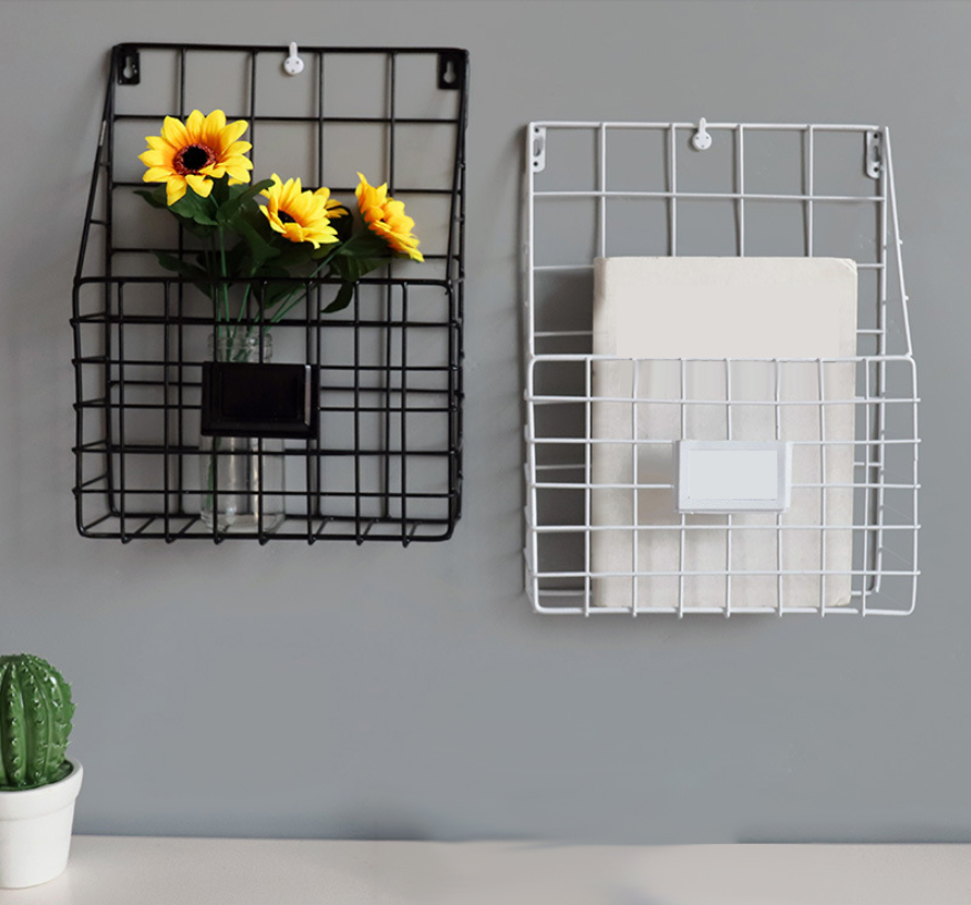 Creative Minimalist Iron Wire Grid Magazine Rack