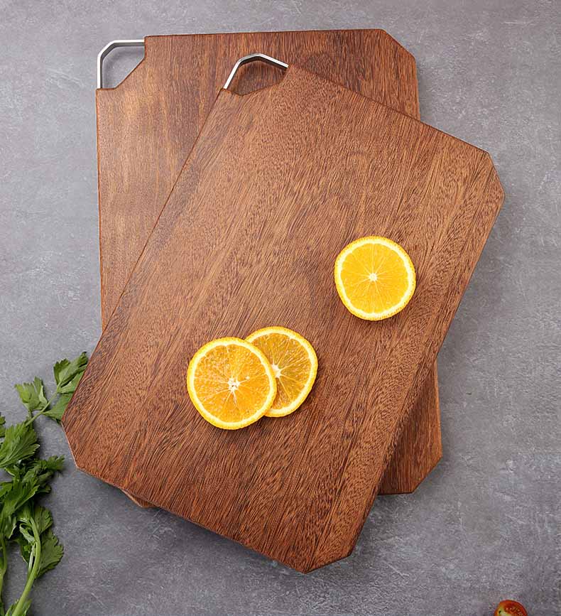 Wooden Chopping Board for Chicken Wings - Household Use
