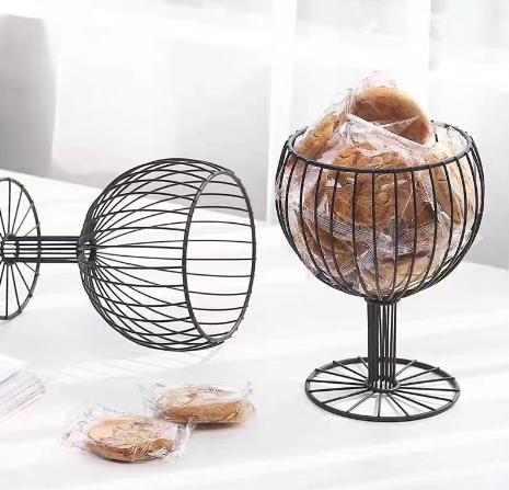 Minimalist Black Fruit Bowl Centerpiece