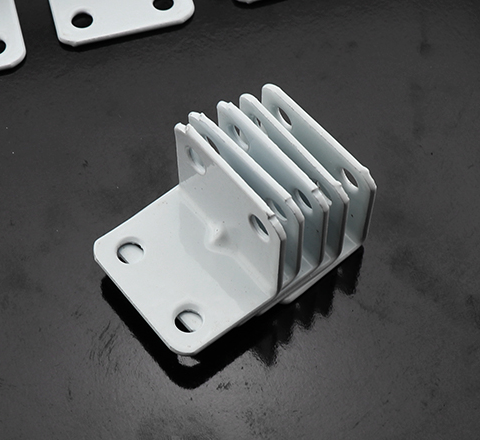White Corner Bracket for Universal Shelf Support