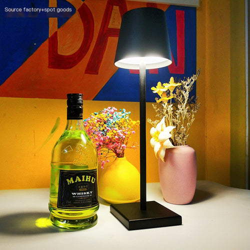 Modern Minimalist Iron Bedside Table Lamp