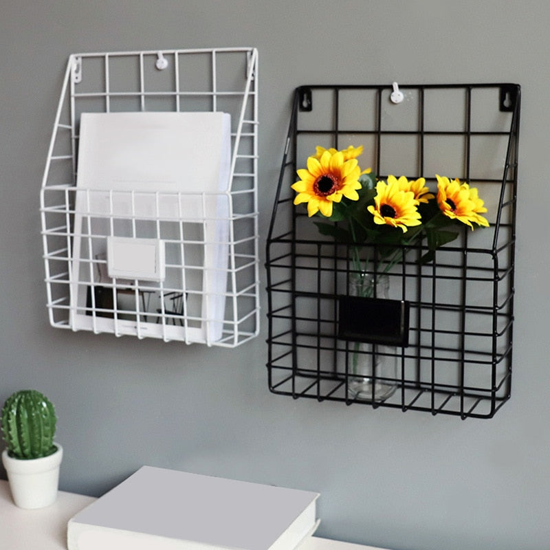 Creative Minimalist Iron Wire Grid Magazine Rack