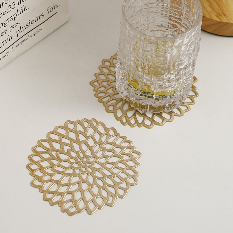 Solid Colour PVC Hollow Placemat for Kitchen Decor