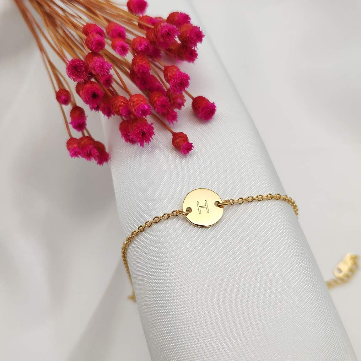 Personalized Initial Bracelet, 18K Gold Plated Stainless Steel Letter Bracelet Dainty Coin Charm Bracelet Delicate Disc Name Bracelet for Women Girls