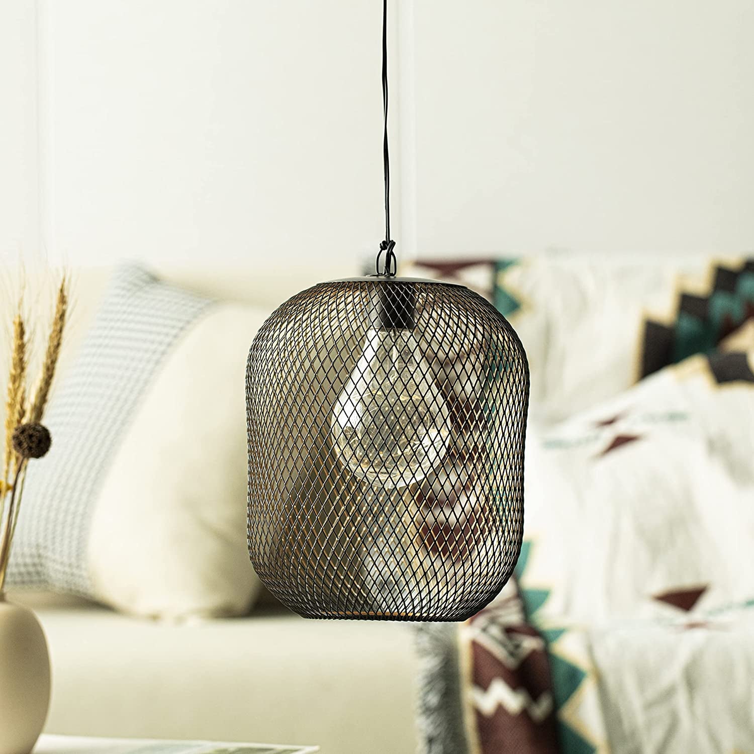 Battery Operated Hanging Lamp 21.5 Cm High Metal Mesh Lanterns with Warm Fairy Lights Bulb for Christmas Home Living Room Garden Patio Parties Events Tabletop Indoors Outdoors (Black)