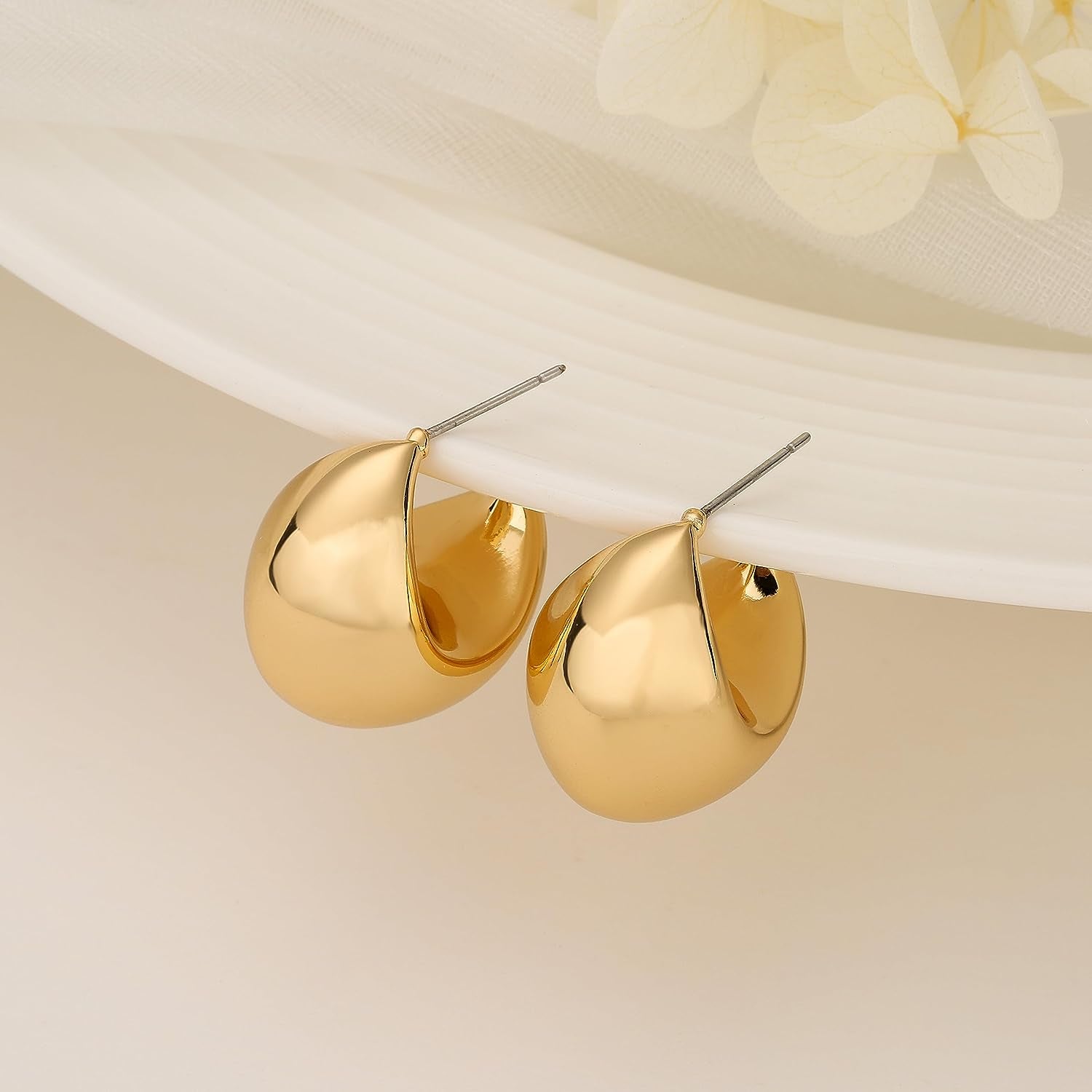 2 Pairs Earrings Dupes Chunky Gold Hoop Earrings for Women Girls,18K Gold Lightweight Hollow Open Hoops Waterdrop Teardrop Earrings Tear Drop Earrings Dupes Fashion Jewelry Gift