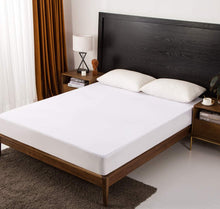 Load image into Gallery viewer, Upgrade Waterproof Mattress Protector with Deep Pocket 14&quot;,Breathable and Noiseless Mattress Bed Cover for Full Size(Full-54 X75)
