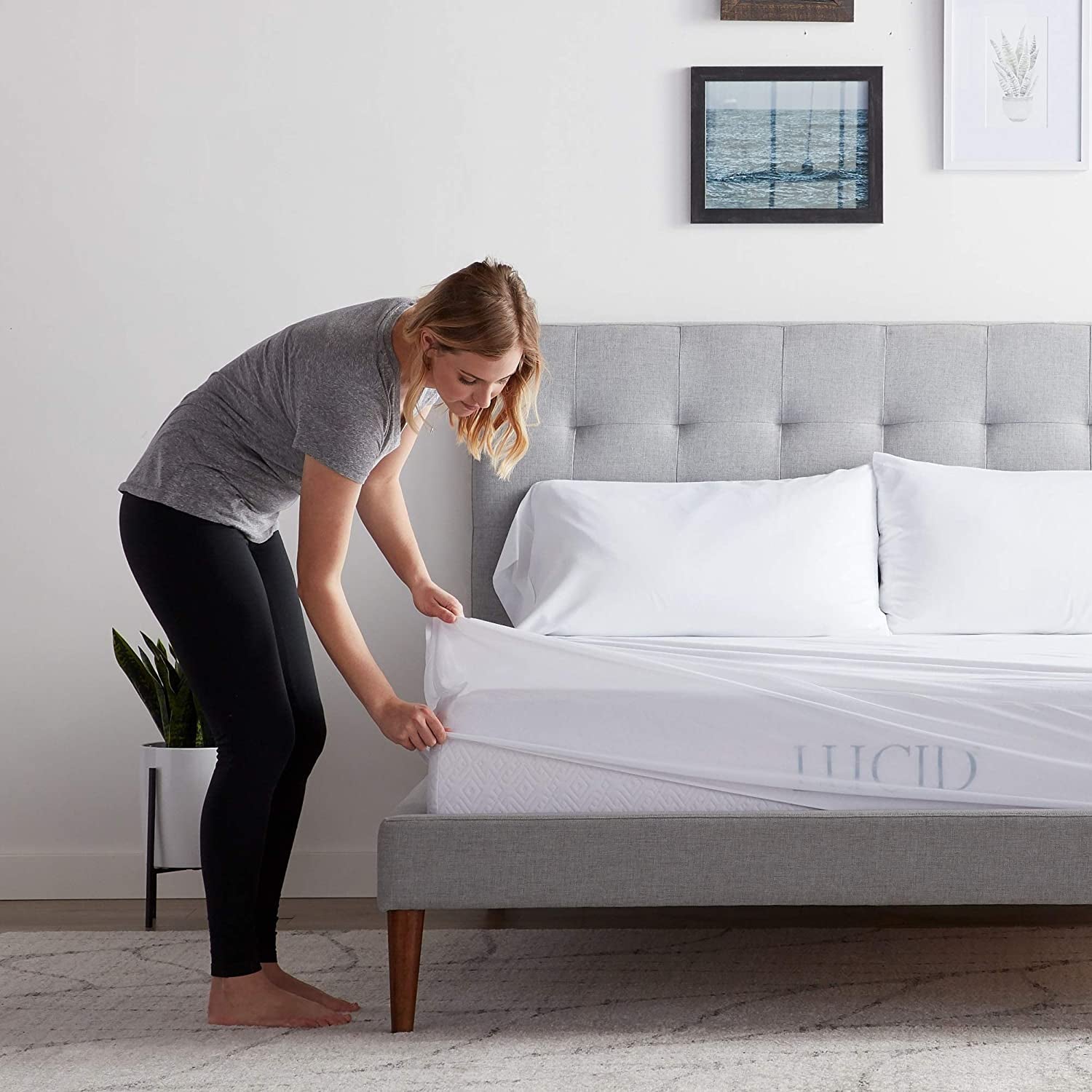 Premium Rayon from Bamboo Jersey Mattress Protector - Ultra Soft - Waterproof - Queen, White