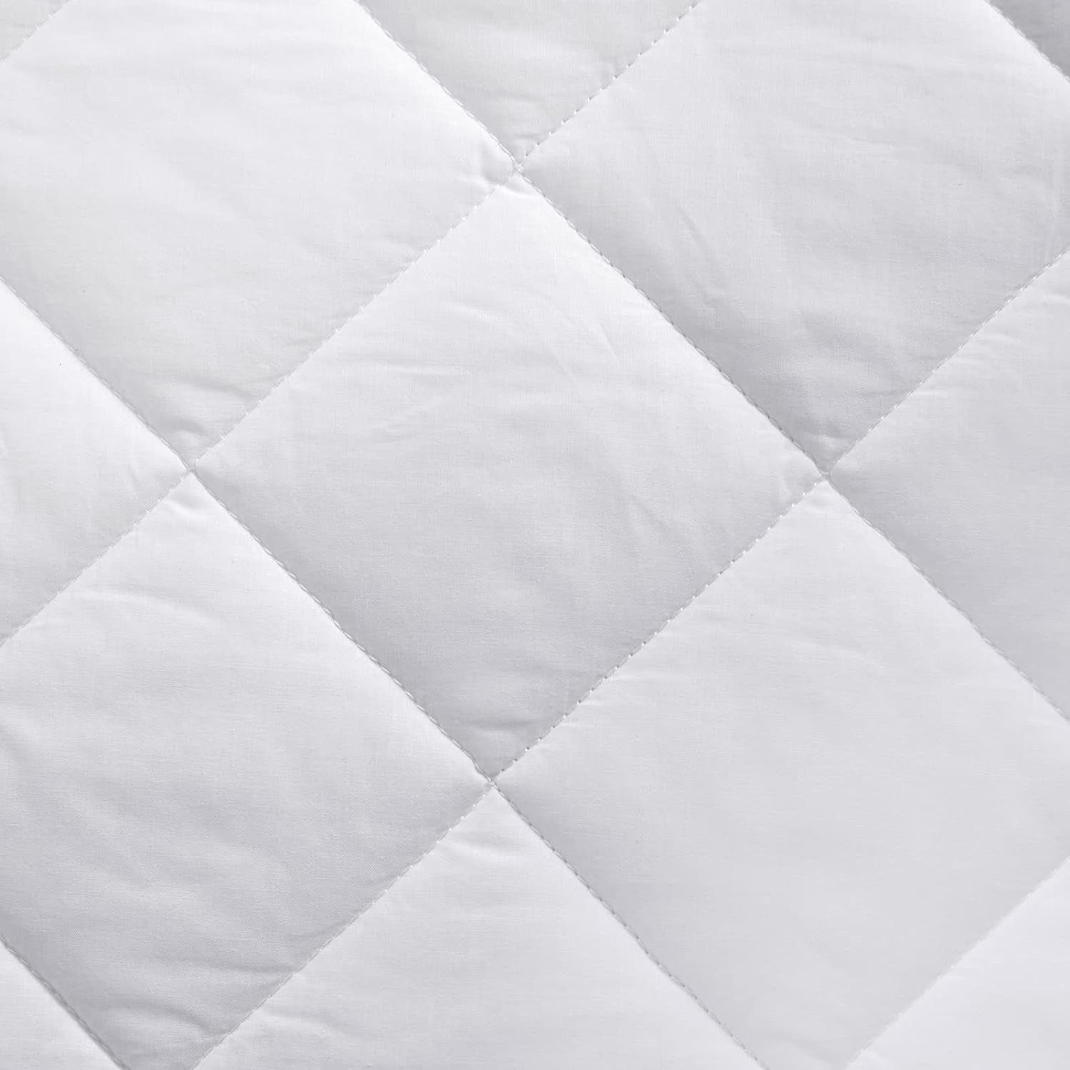 100% Breathable Cotton Top 120Gsm Filling Commercial Grade Durability Corner Strap Quilted Cotton Mattress Protector White - King Single Bed (106X203Cm)