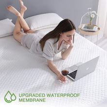 Load image into Gallery viewer, King Size Waterproof Mattress Protector Bamboo Cooling Fitted Mattress Pad Cover with Deep Pocket up to 18&#39;&#39;
