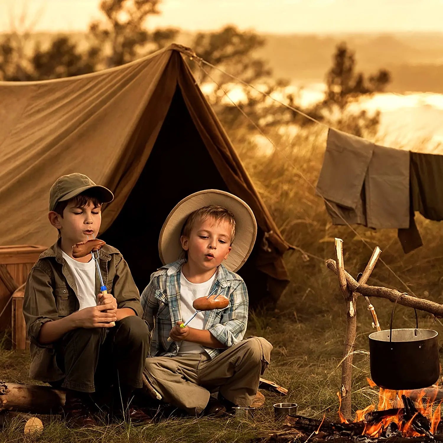 Marshmallow Roasting 8 Roasting Sticks 32 Inch Telescoping Extendable for BBQ and Outdoor(Pack of 8 Sticks) pattanaustralia