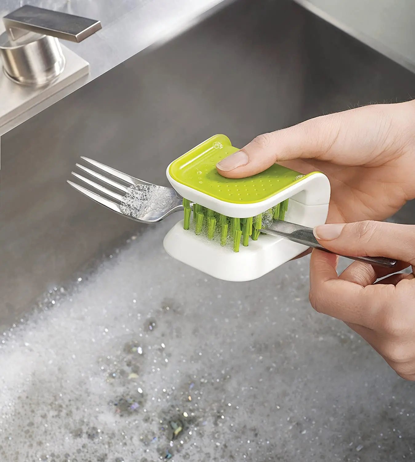 BladeBrush Knife and Cutlery Cleaner - Green Pattan Australia