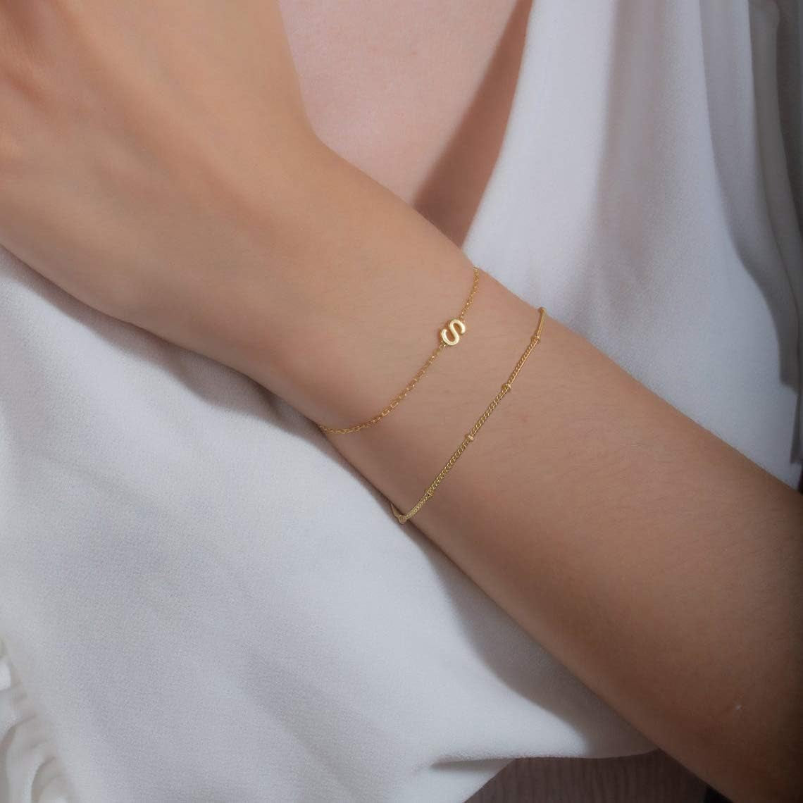 Dainty Gold Initial Bracelets for Women, 14K Gold Plated Dainty Personalized Gold Bracelets Initial Bracelets for Women Teen Girls Jewelry Chain Bracelets for Kids Toddler Little Girls Jewelry Gifts