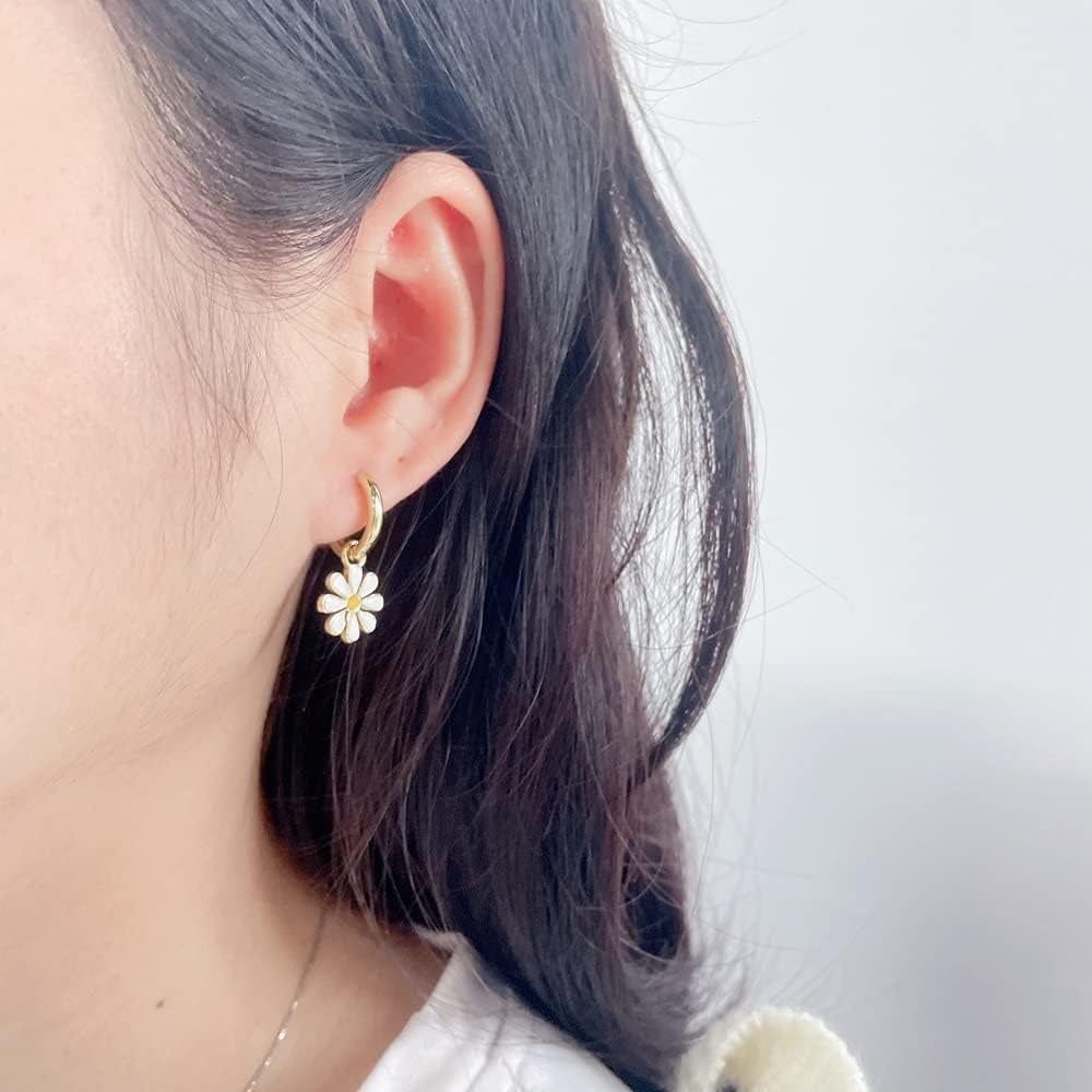 Small Hoop with Daisy Flower Charm Earrings for Women Teen Girls Cartilage Hypoallergenic Nickel Free Dainty Cute 14K Gold Plated Lucky Flowers Short Dangle Drop Piercing Hinged Huggie Hoops Fashion Jewelry
