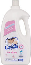 Load image into Gallery viewer, Concentrate Sensitive Liquid Fabric Softener Conditioner, 2L, 80 Washes, Gentle on Sensitive Skin, Hypoallergenic, Dermatologist Tested, Sensitive Choice, Luxurious Softness
