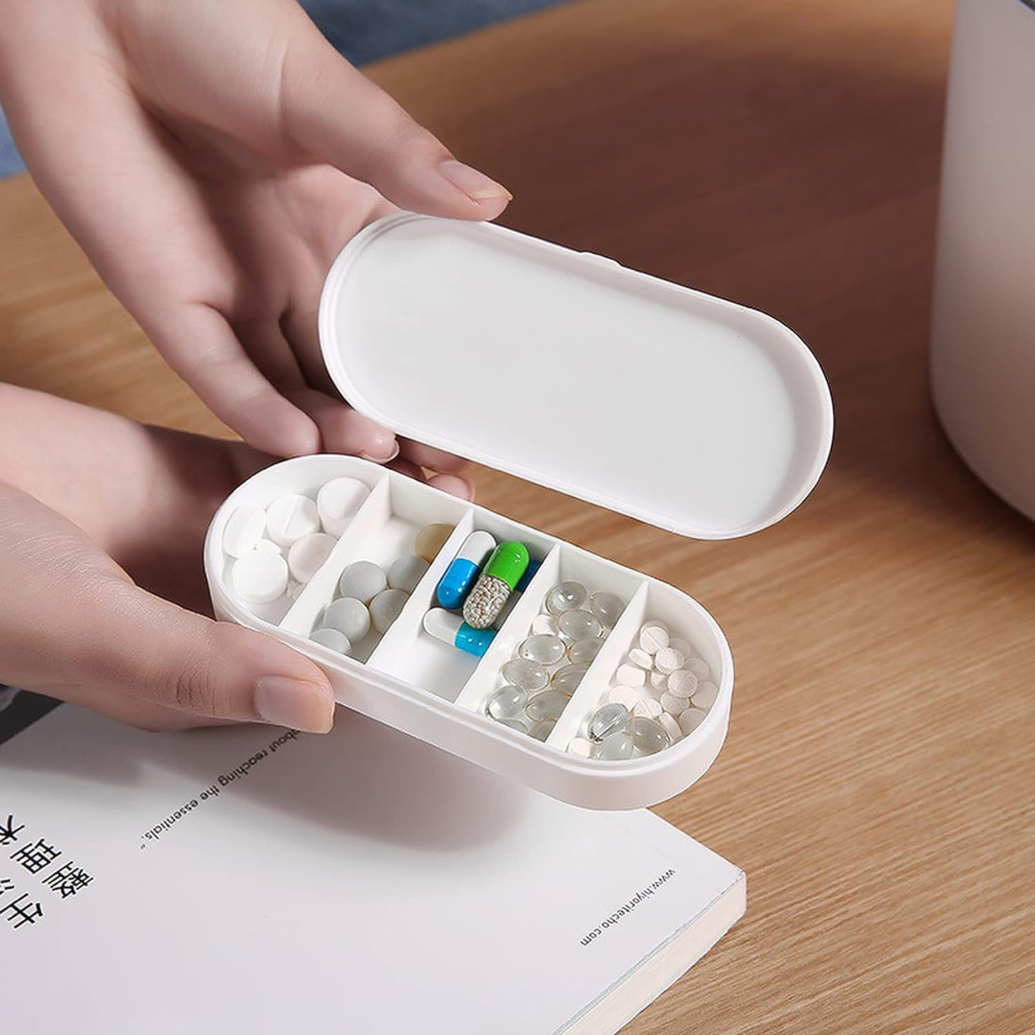 Household Medicine Box Medicine Box Medicine Article Storage Box Family First Aid Portable Medical Box