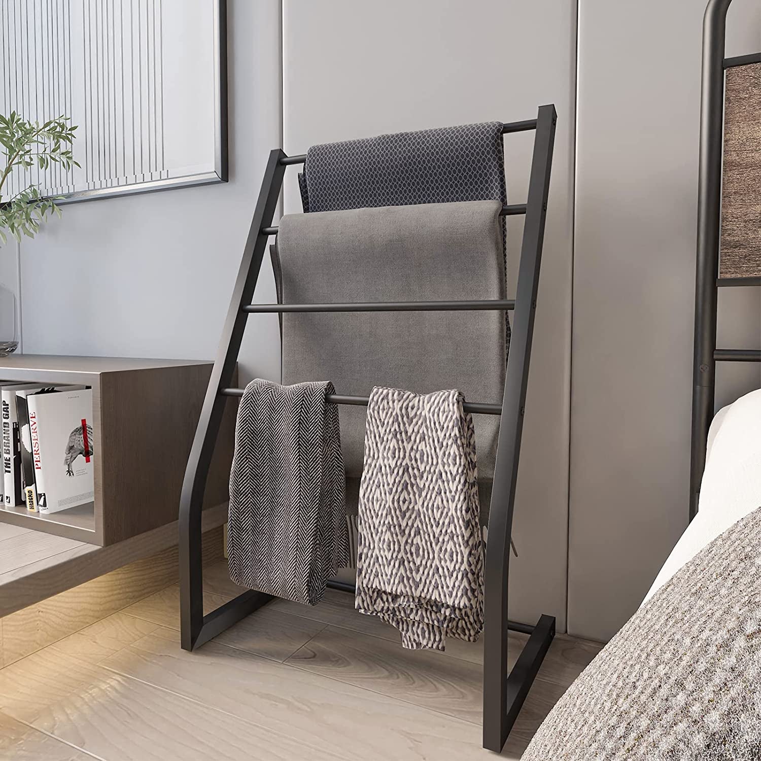 Towel Racks for Bathroom, Free Standing Towel Rack, 4 Tier Metal Towel Bar Stand for Bathroom, Blanket Ladder Holder, Drying and Display Rack for Oversized Bath Towel, Pool Towel Racks Outdoor