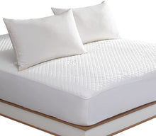 Load image into Gallery viewer, King Size Waterproof Mattress Protector Bamboo Cooling Fitted Mattress Pad Cover with Deep Pocket up to 18&#39;&#39;
