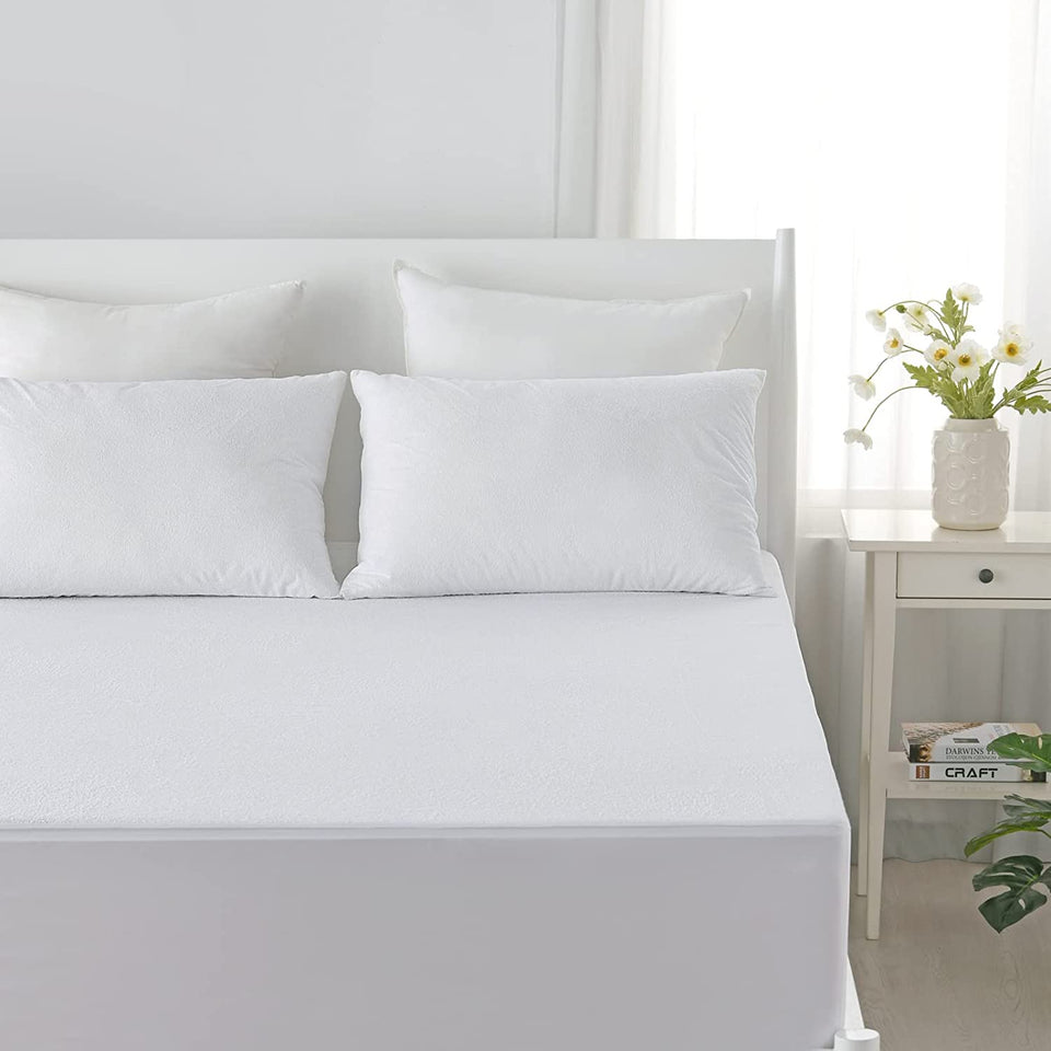 Luxurious Cotton Terry Towelling Waterproof Mattress Protector Moisture Absorbent Breathable Soft Polypropylene Layer Rustle Free Purafresh Treated Fibres - Single Bed (91Cmx190Cm)