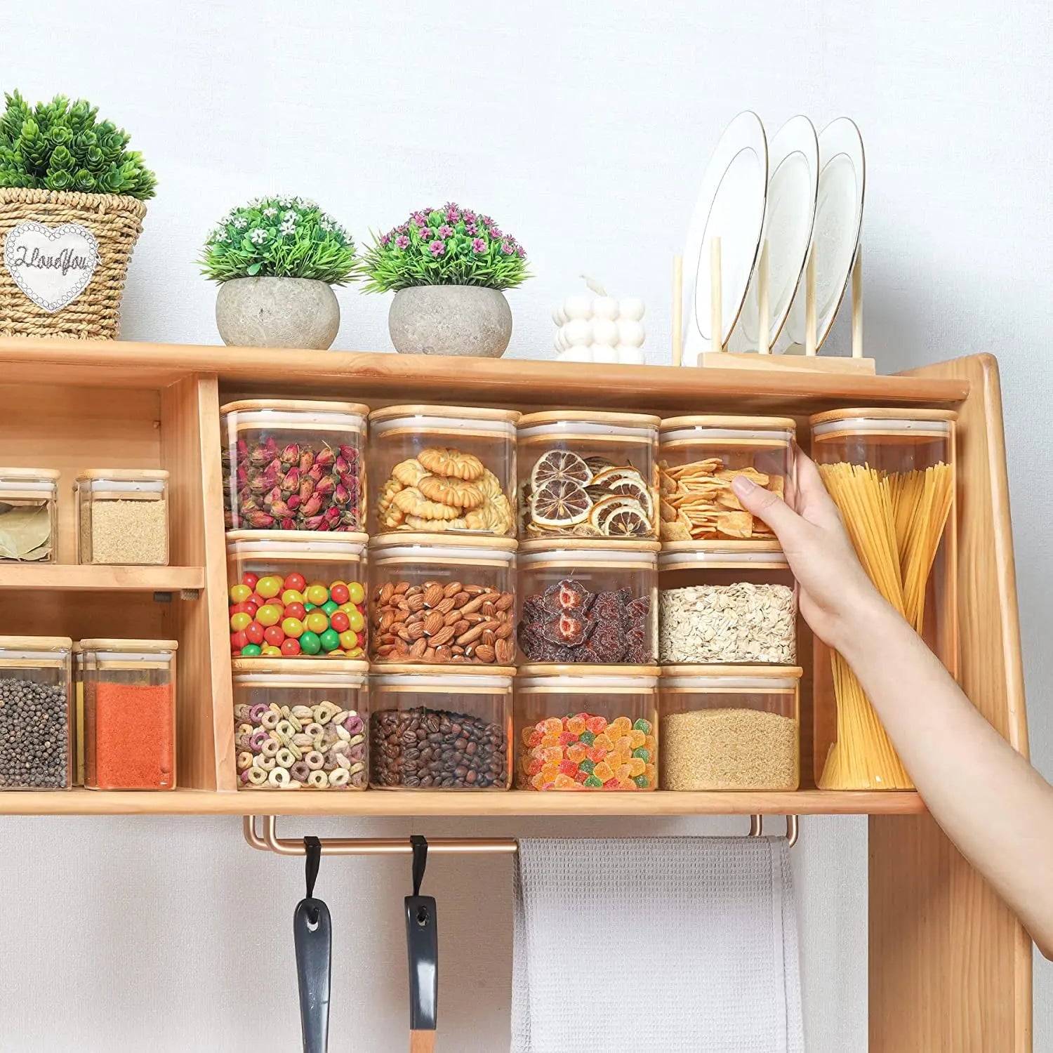 20 Oz Glass Food Storage Jars Set of 6, Clear Storage Containers with Airtight Bamboo Lid, Pantry Organization Jar, Spice, Blooming Tea, Coffee and Sugar Container, Canister Set for Kitchen