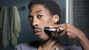 Oneblade Pro Face Shaver Trimmer with Rechargeable 90Min Li-Ion Battery, 1 Hour Charge Time, 14-Length Precision Comb and LED Digital Display, Chrome, QP6530/15