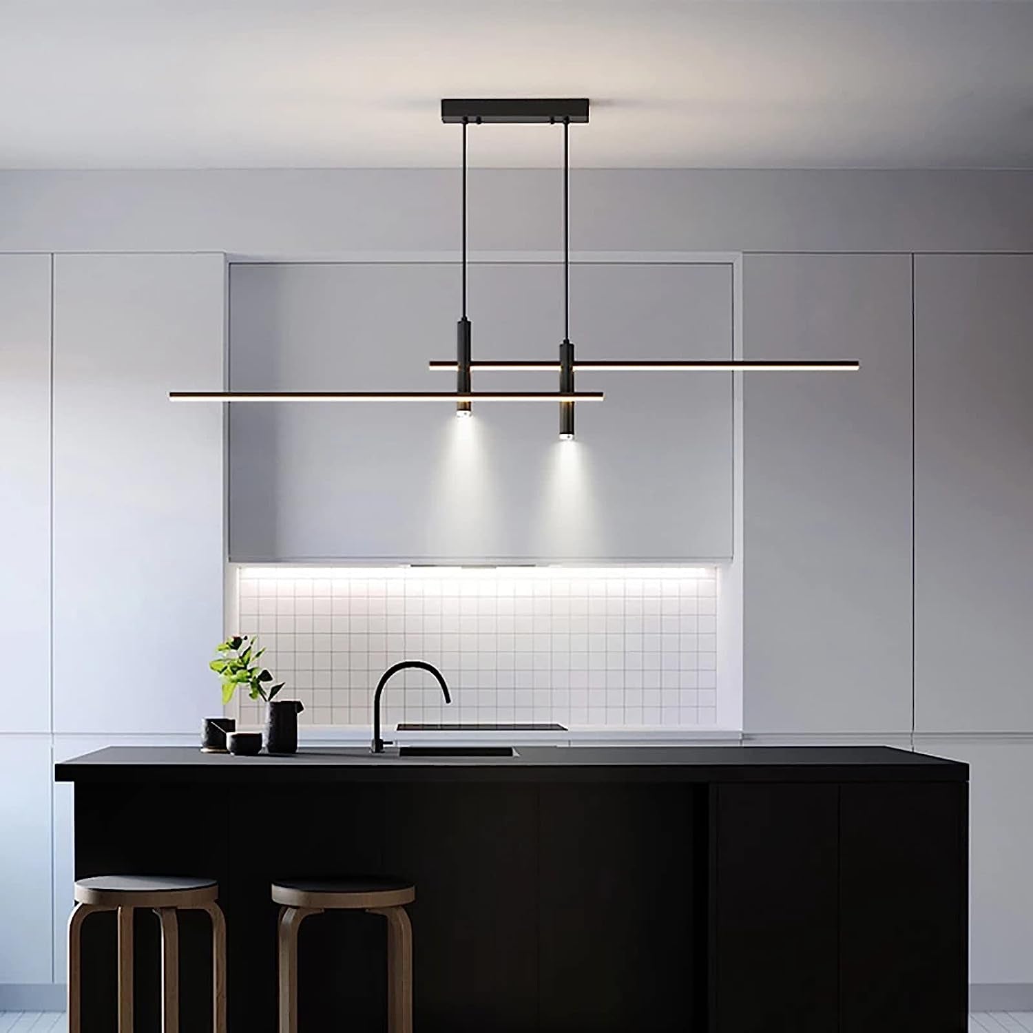 Modern Dimmable LED Pendant Lighting for Kitchen Island - Linear LED Chandelier with Spotlights, Adjustable Hanging Light for Dining Table, Black 120Cm/47Inch, Energy Class A, Iok34-003